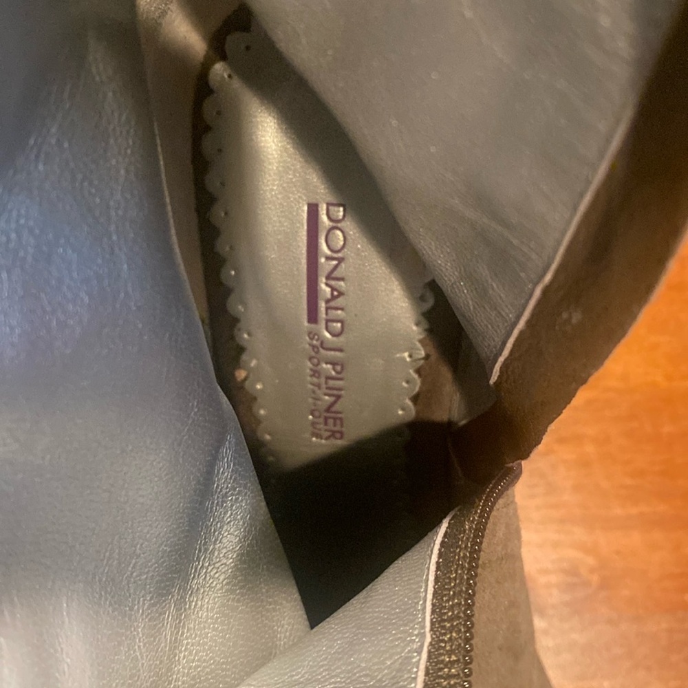 Donald J Pliner gray suede tall boots wedge heel purple butterfly embroidery 8.5 - Picture 15 of 17